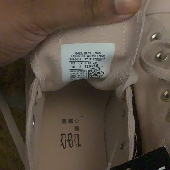 Converse WOMENS SIZE 10 - Picture 3 of 3